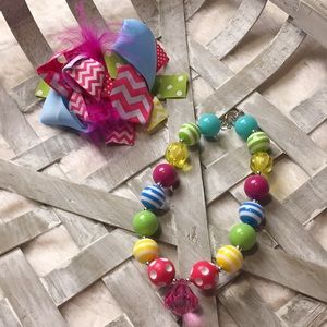 HP Bright Multicolor Bow & Bubblegum Necklace Bundle 2 Piece Accessory New Set